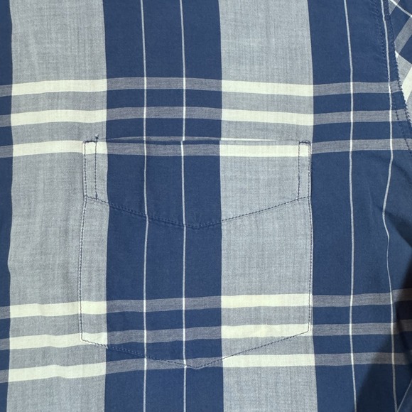 J Crew Shirt Mens Large Blue Gray Plaid Lightweight Chambray‎ Button Up Casual - Picture 2 of 10